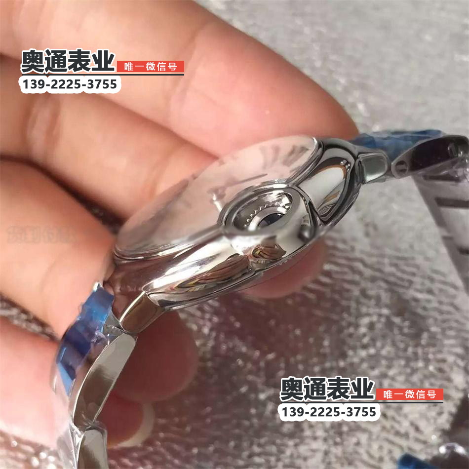 【V6精品】卡地亚Cartier蓝气球系列33MM全钢石英女表